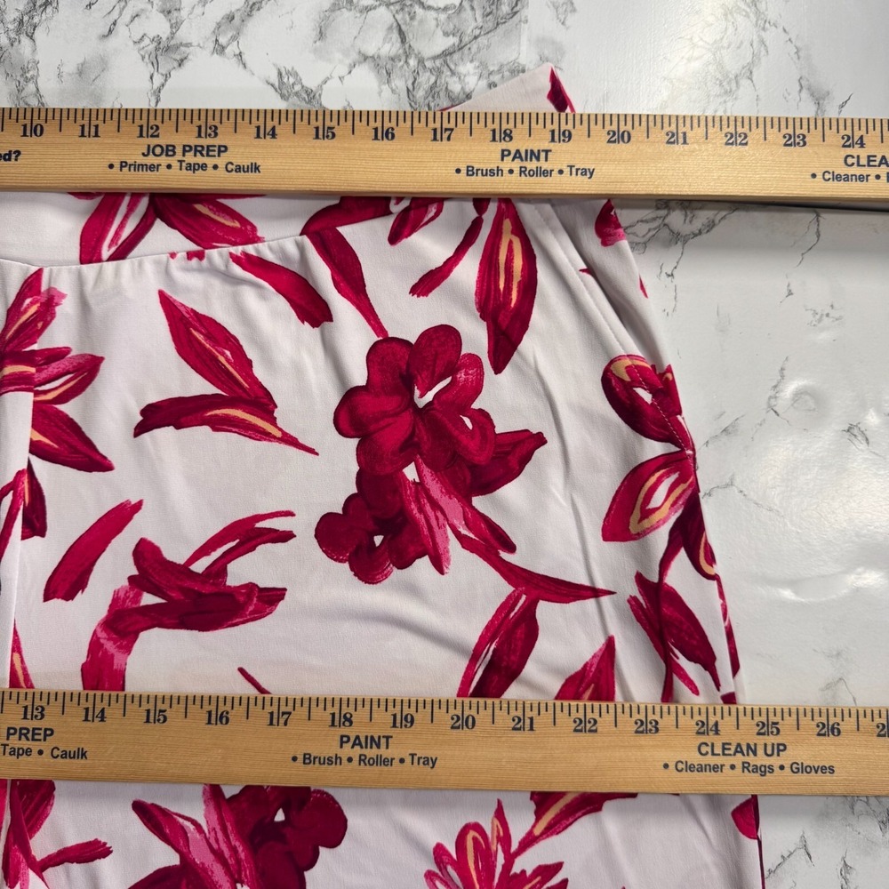 Susan Graver Liquid Knit Crop Pants Tropical White Red Floral Pockets Pull On XL - Picture 4 of 11